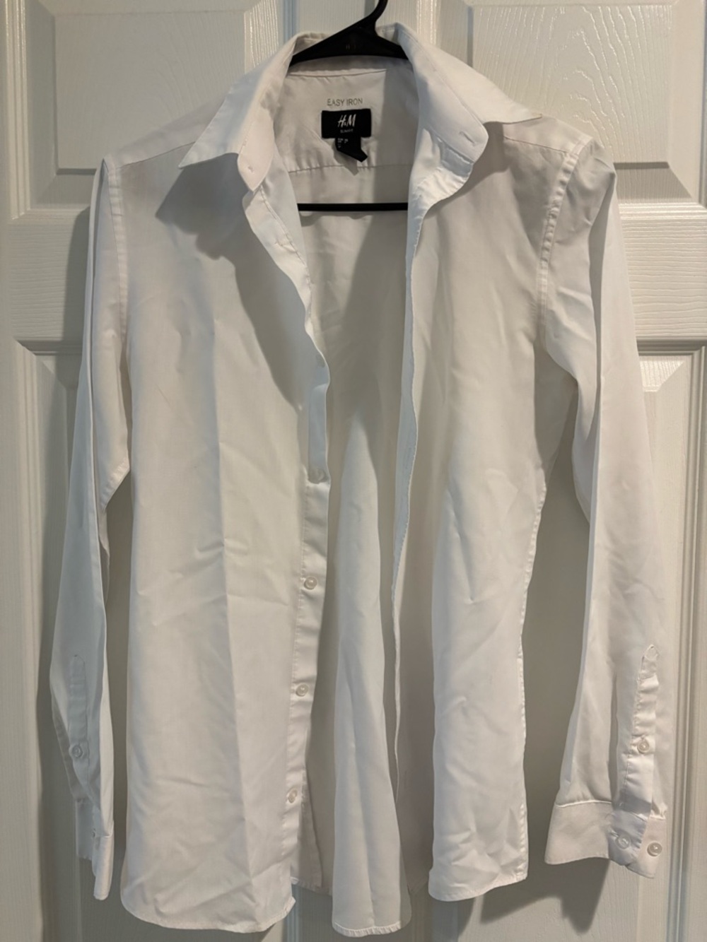 H&M Men's White Long Sleeve Dress Shirt